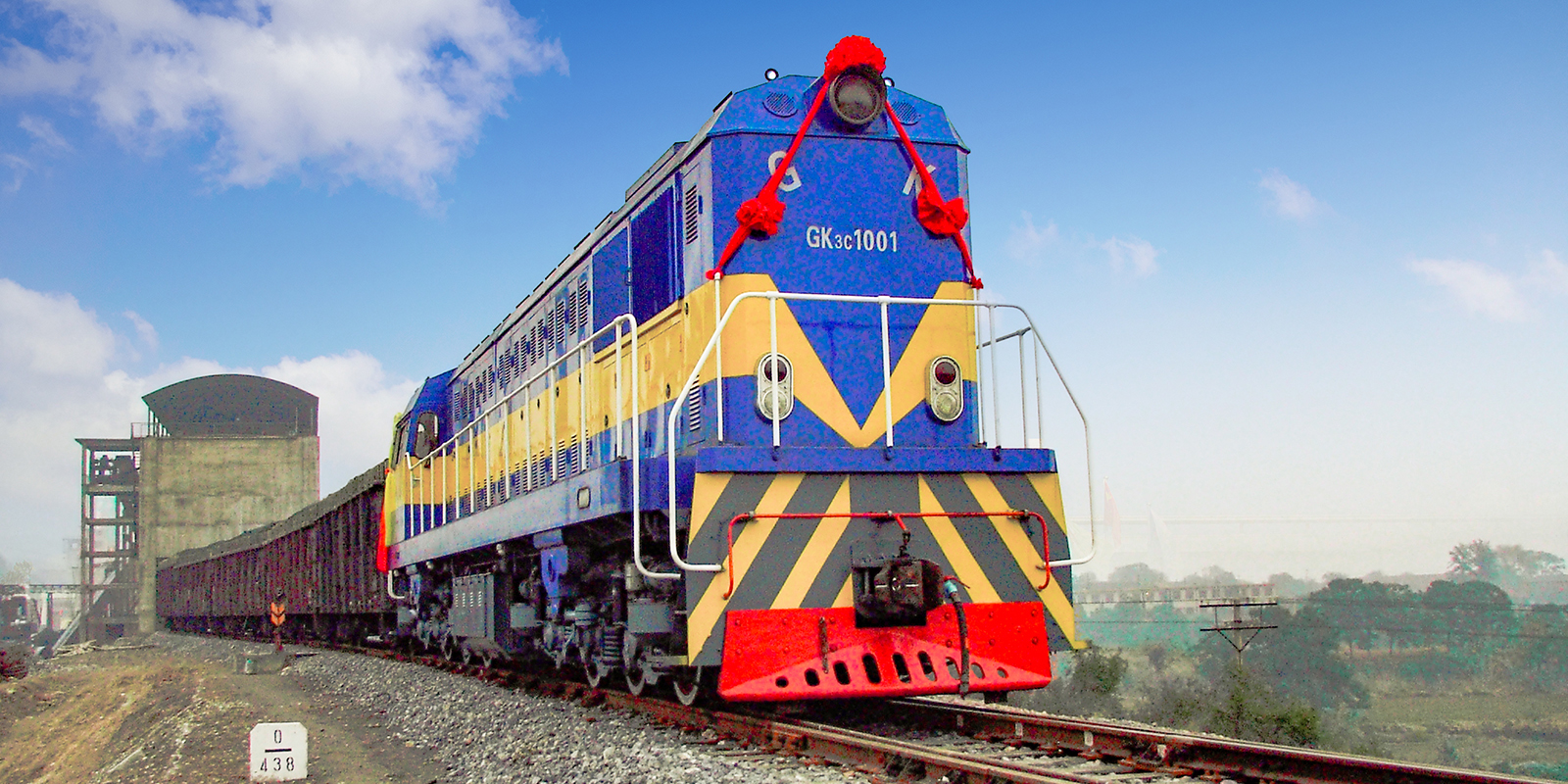 J9集团国际铁路专用线